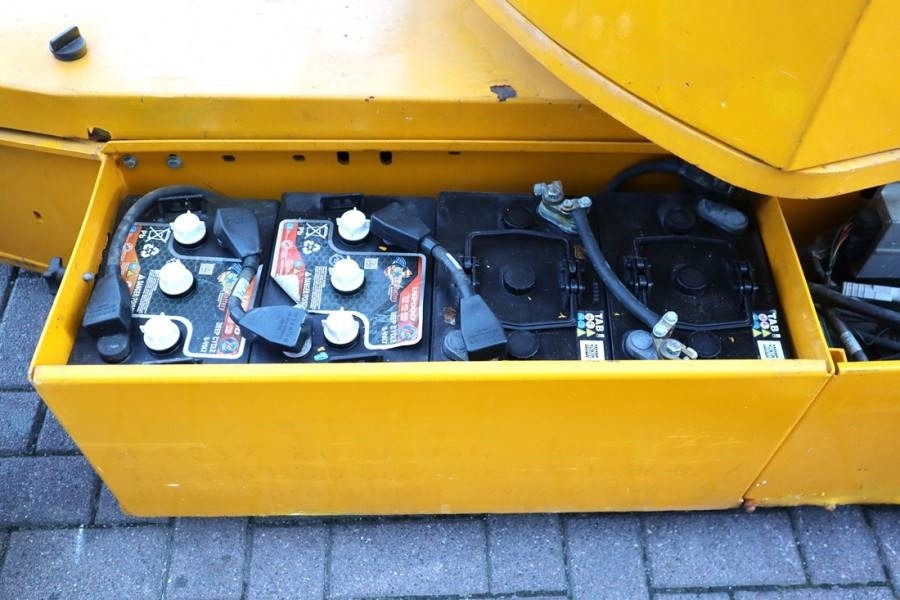 Колінчастий підйомник Snorkel A38E Electric, 13.5m Working Height, 6.1m Reach, 2: фото 5 Колінчастий підйомник Snorkel A38E Electric, 13.5m Working Height, 6.1m Reach, 2: фото 5