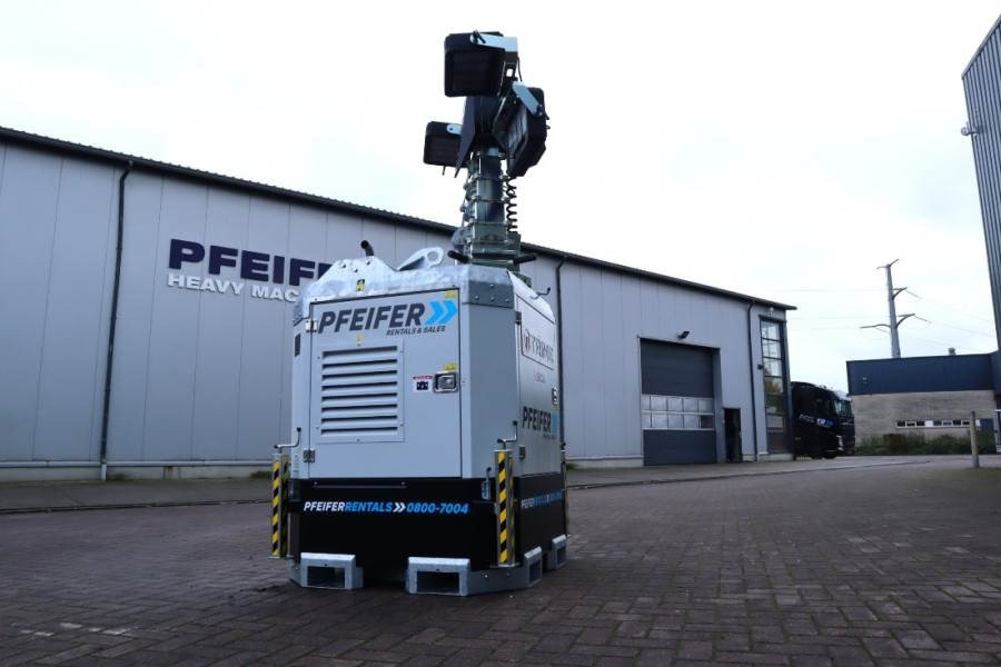 Освітлювальна вежа Trime X-BOX 4x320W Valid inspection, *Guarantee! Hydr. V: фото 9