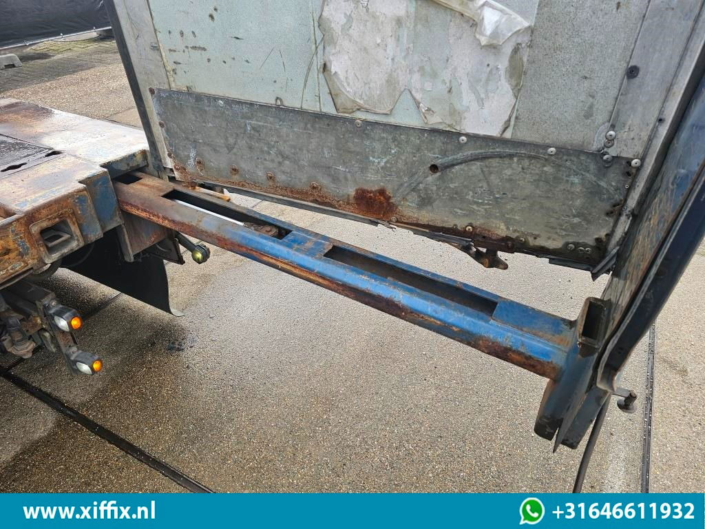 Низькорамна платформа напівпричіп Dinkel 4-ass. Semi dieplader met elektrische huifopbouw / 2x naloop gestuurd: фото 7 Низькорамна платформа напівпричіп Dinkel 4-ass. Semi dieplader met elektrische huifopbouw / 2x naloop gestuurd: фото 7