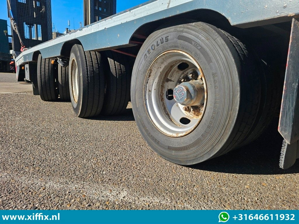 Meusburger 3-ass. Semi dieplader met dubbele hydr. Kleppen en hydr. Verstelbare - Низькорамна платформа напівпричіп: фото 5 Meusburger 3-ass. Semi dieplader met dubbele hydr. Kleppen en hydr. Verstelbare - Низькорамна платформа напівпричіп: фото 5