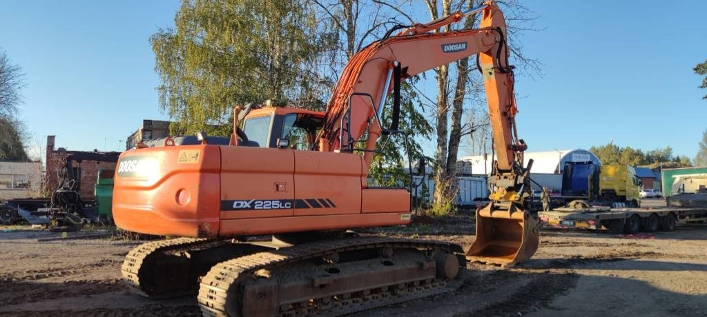 Doosan 225 LC - Гусеничний екскаватор: фото 3 Doosan 225 LC - Гусеничний екскаватор: фото 3