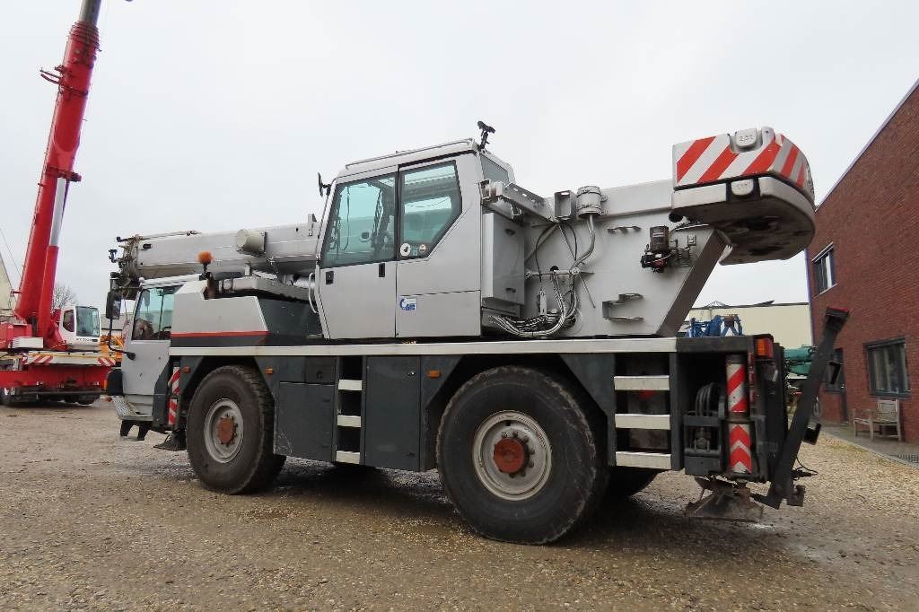 Liebherr LTM 1030-2 - Всюдихідний кран: фото 4 Liebherr LTM 1030-2 - Всюдихідний кран: фото 4