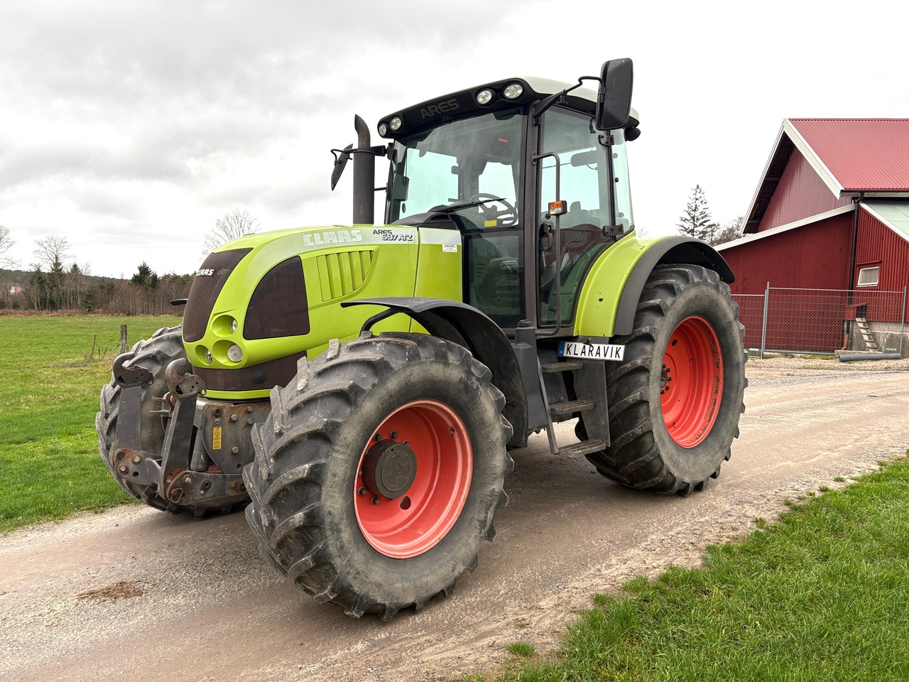Claas Ares 697 ATZ - Трактор: фото 1 Claas Ares 697 ATZ - Трактор: фото 1