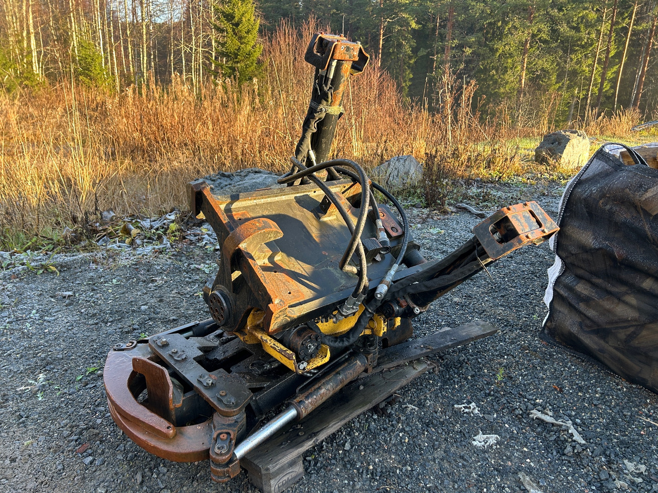 Engcon - Тилтротатор: фото 1 Engcon - Тилтротатор: фото 1