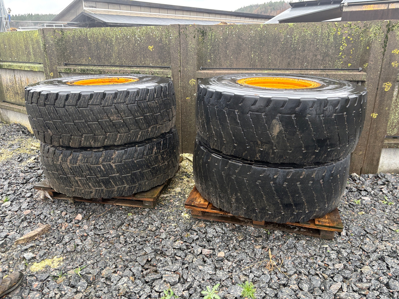 Hjul 20.5R25 Linglong Snowworks till lastmaskin 4 st - Шина в категорії Будівельна техніка: фото 1 Hjul 20.5R25 Linglong Snowworks till lastmaskin 4 st - Шина в категорії Будівельна техніка: фото 1