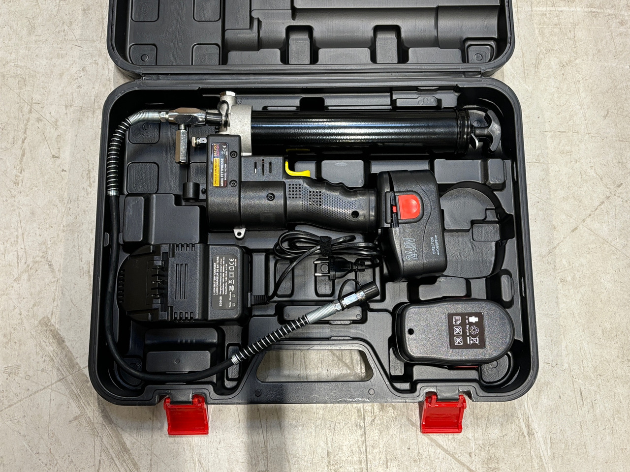 Hüttenberg - Будівельне обладнання: фото 1 Hüttenberg - Будівельне обладнання: фото 1