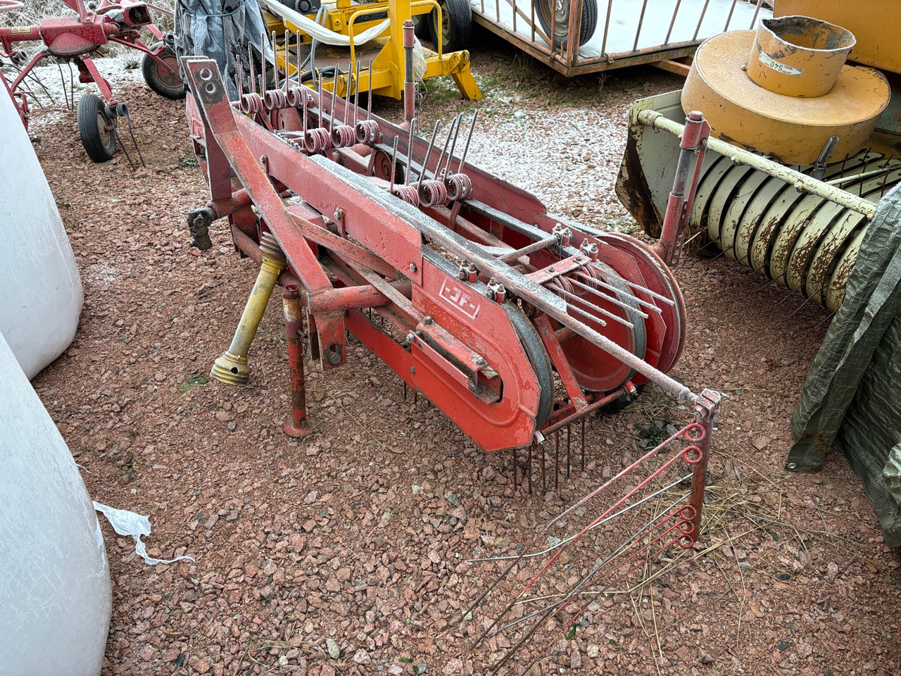 JF HSR 200R - Сіноворушилка: фото 1 JF HSR 200R - Сіноворушилка: фото 1