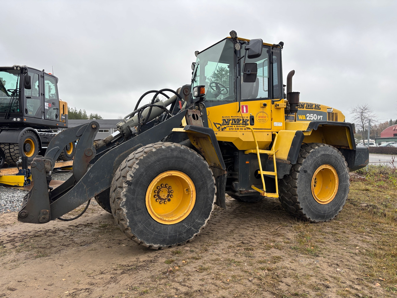 Komatsu WA250PT-5H - Колісний навантажувач: фото 1 Komatsu WA250PT-5H - Колісний навантажувач: фото 1