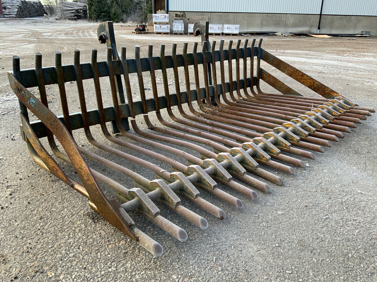 SF - Ківш в категорії Сільськогосподарська техніка: фото 1 SF - Ківш в категорії Сільськогосподарська техніка: фото 1