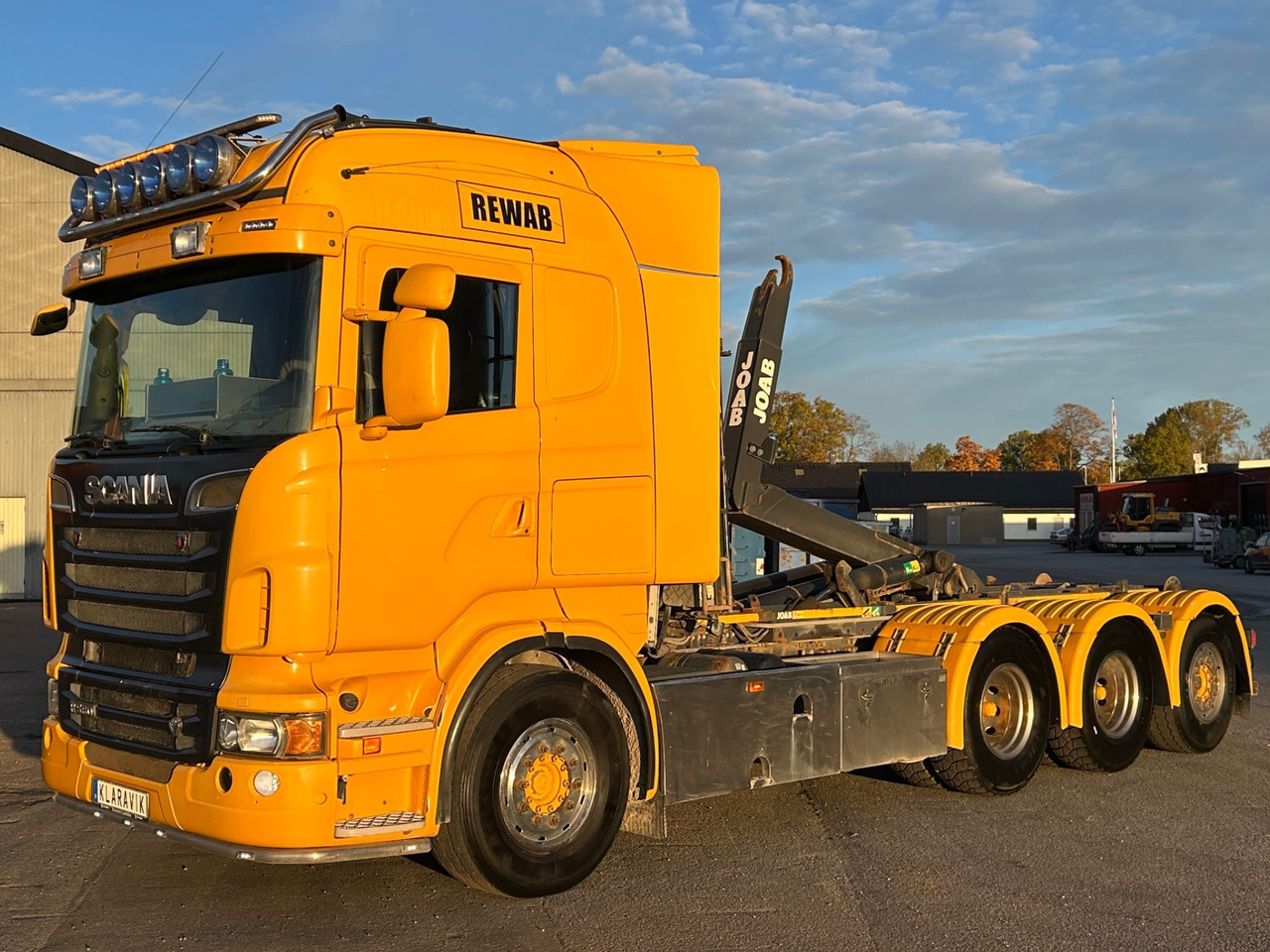 Scania R560 - Гаковий мультиліфт вантажівка: фото 1 Scania R560 - Гаковий мультиліфт вантажівка: фото 1