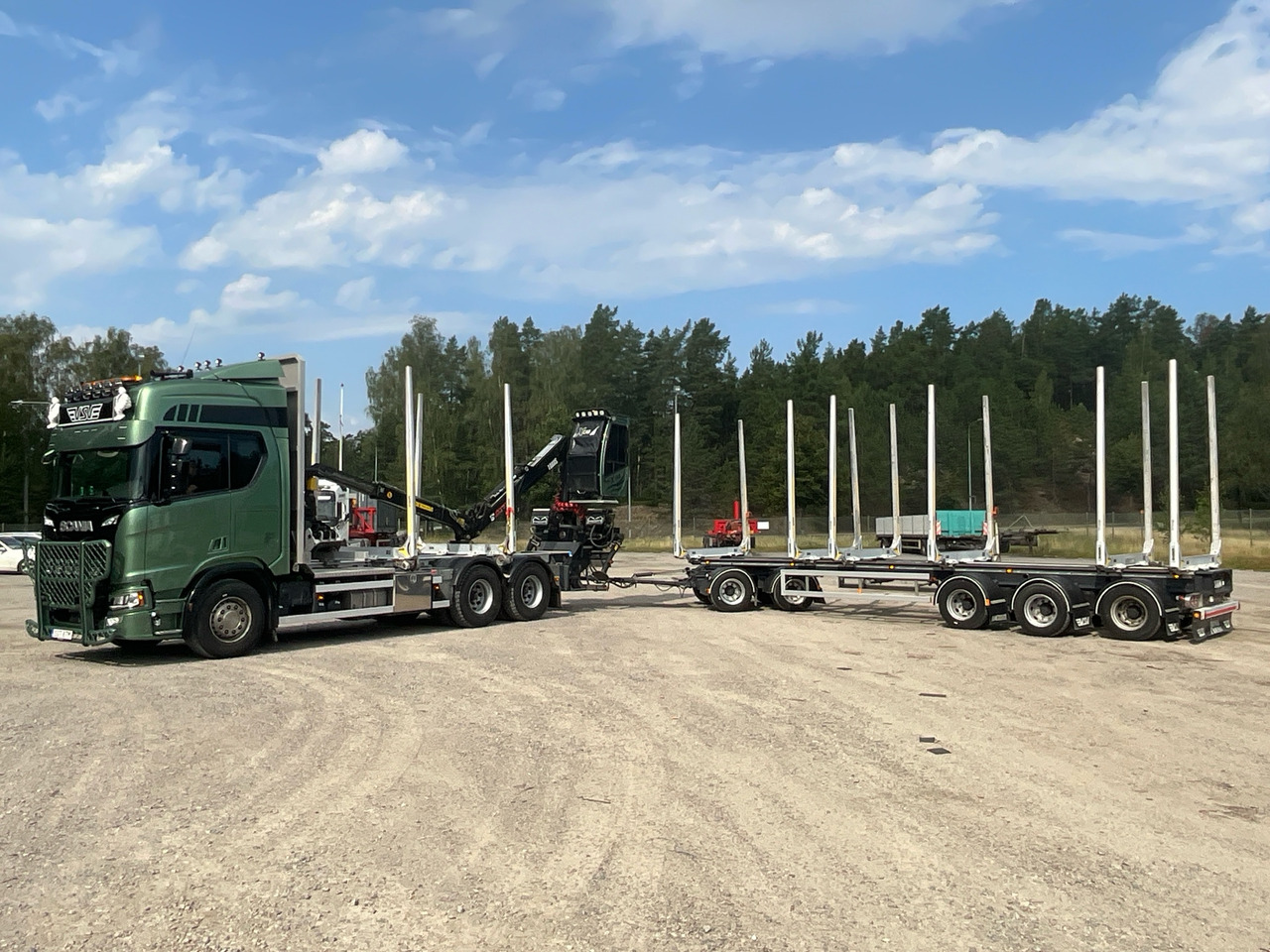Scania R560 - Лісовоз: фото 1 Scania R560 - Лісовоз: фото 1