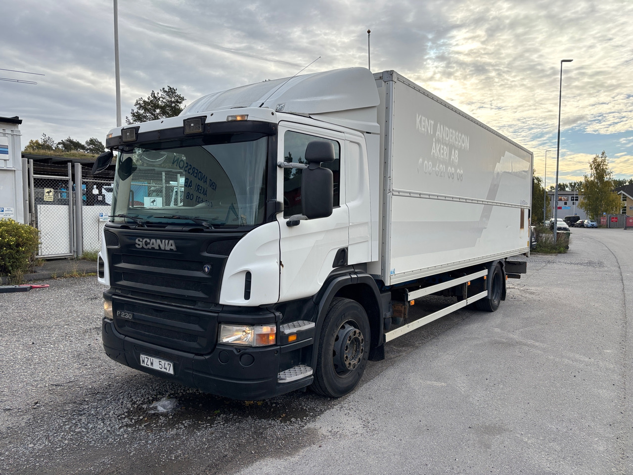 Scania P230LB4X2HNA - Вантажівка: фото 1 Scania P230LB4X2HNA - Вантажівка: фото 1