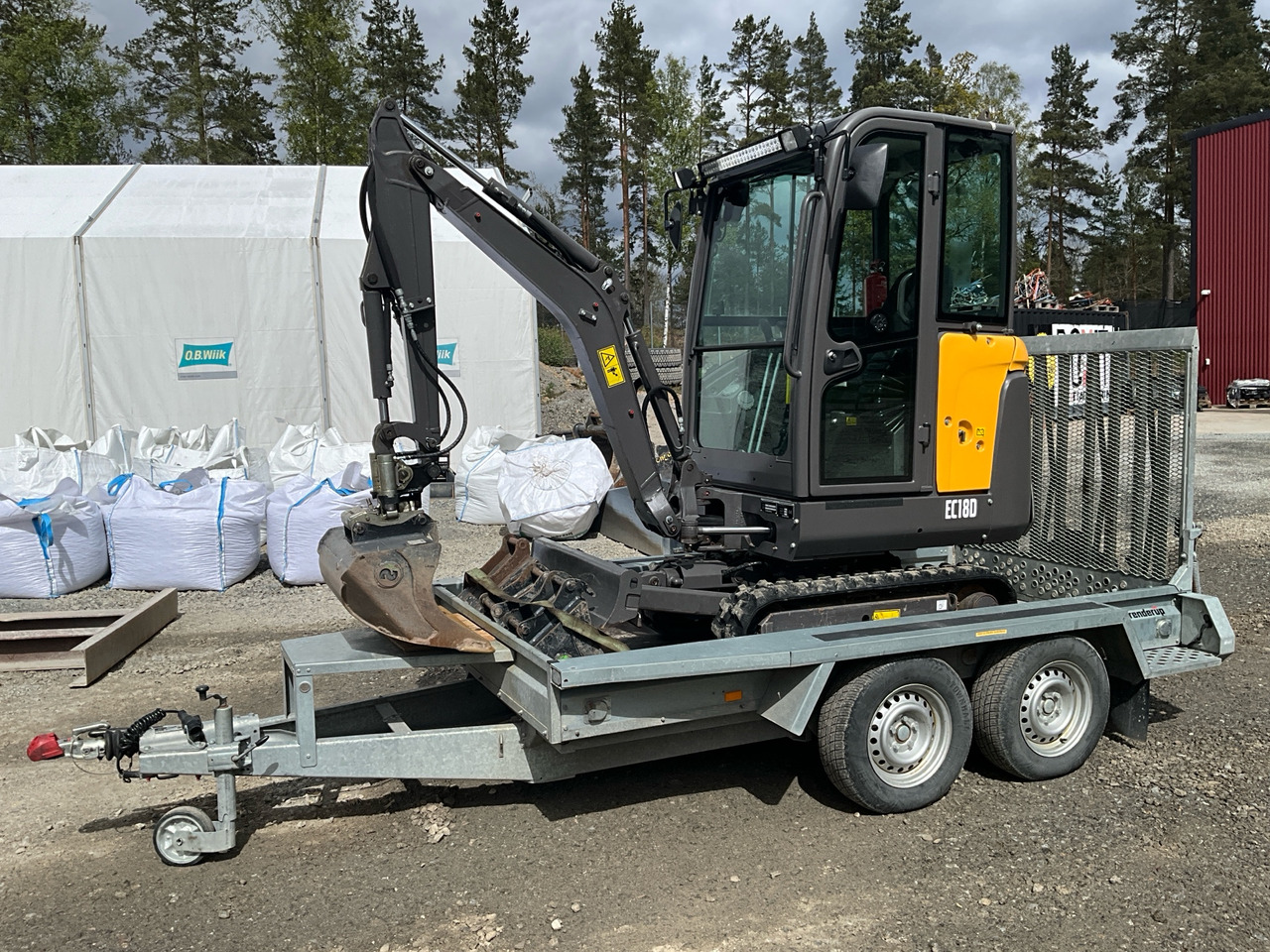 Volvo EC18D - Екскаватор: фото 1 Volvo EC18D - Екскаватор: фото 1
