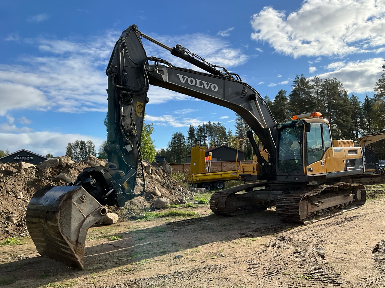Volvo EC250DL - Екскаватор: фото 1 Volvo EC250DL - Екскаватор: фото 1