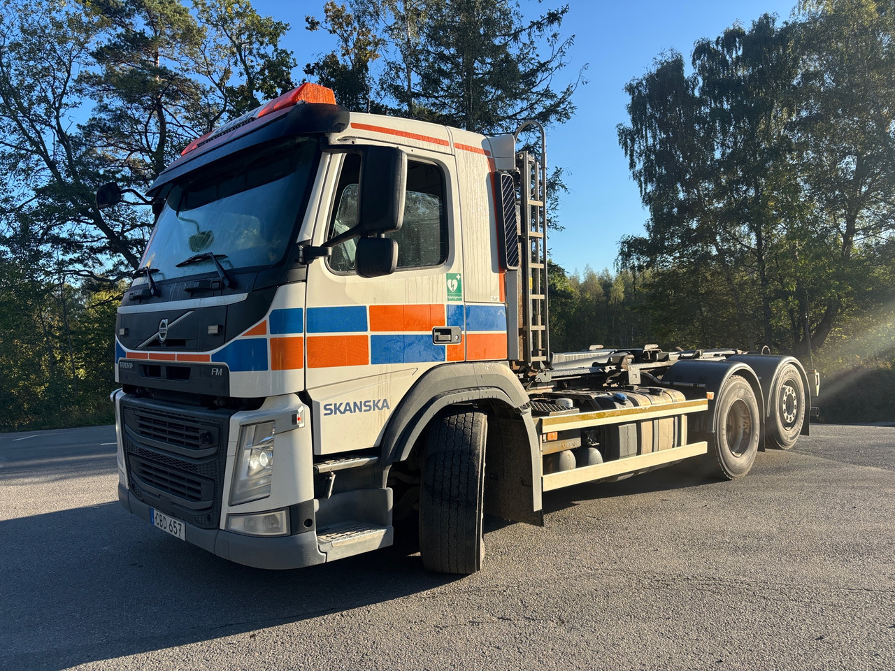 Volvo FM - Гаковий мультиліфт вантажівка: фото 1 Volvo FM - Гаковий мультиліфт вантажівка: фото 1