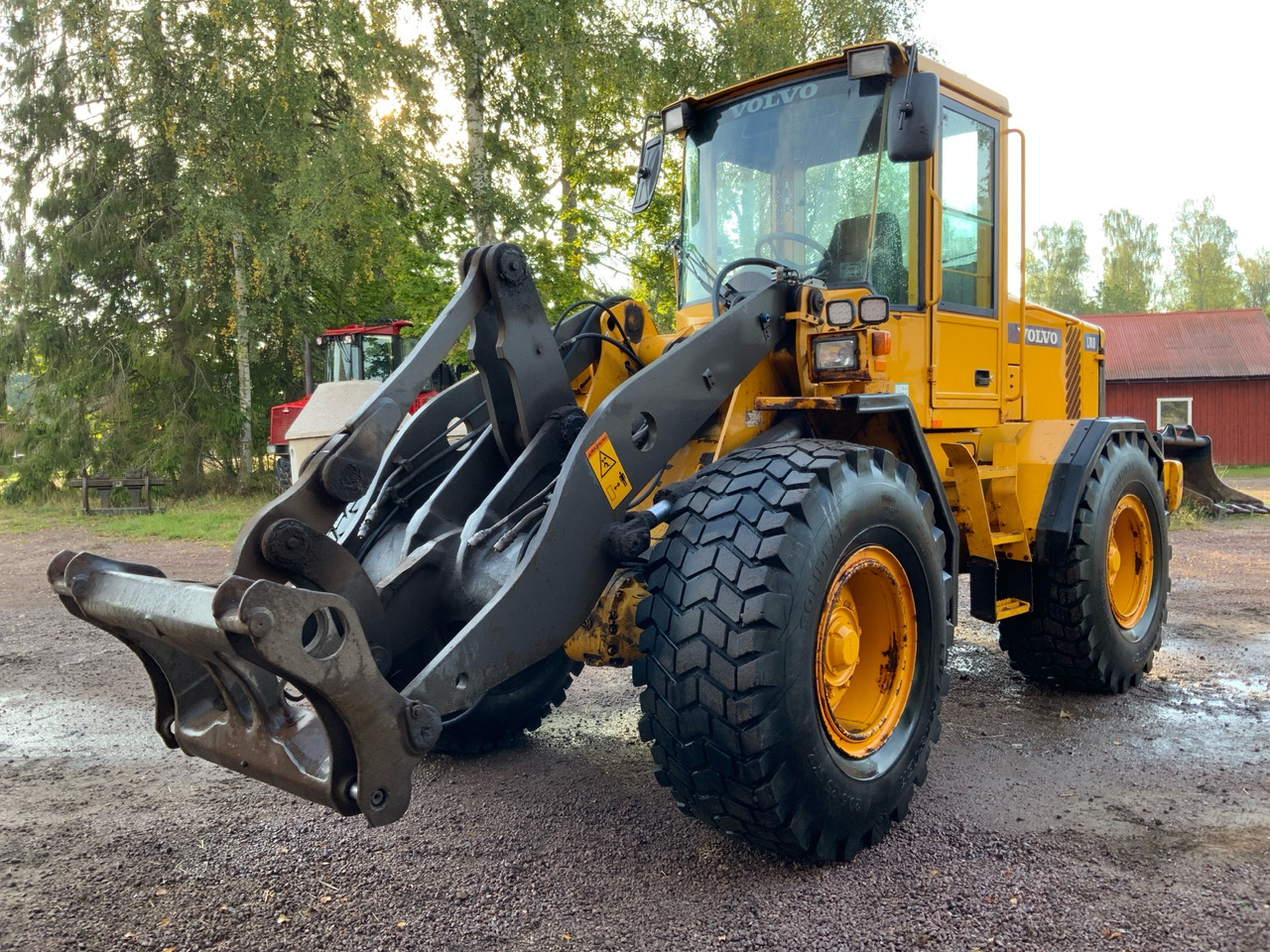 Volvo L70D - Колісний навантажувач: фото 1 Volvo L70D - Колісний навантажувач: фото 1