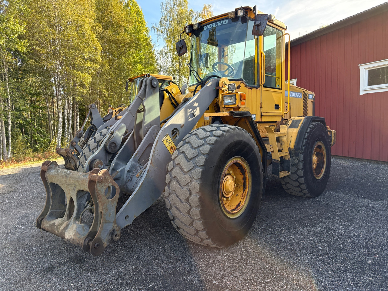 Volvo L70D - Колісний навантажувач: фото 1 Volvo L70D - Колісний навантажувач: фото 1
