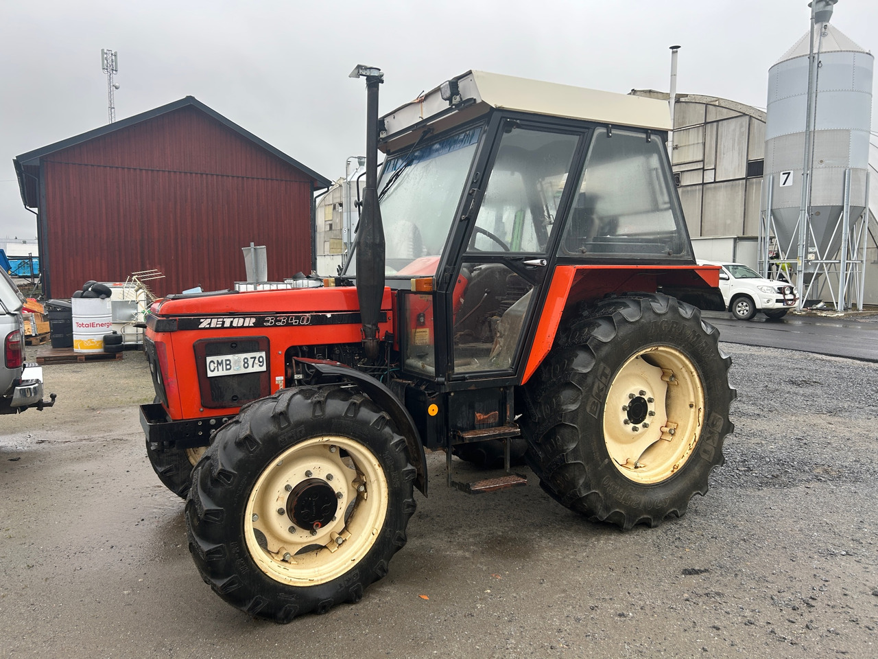 Zetor 3340 - Трактор: фото 1 Zetor 3340 - Трактор: фото 1