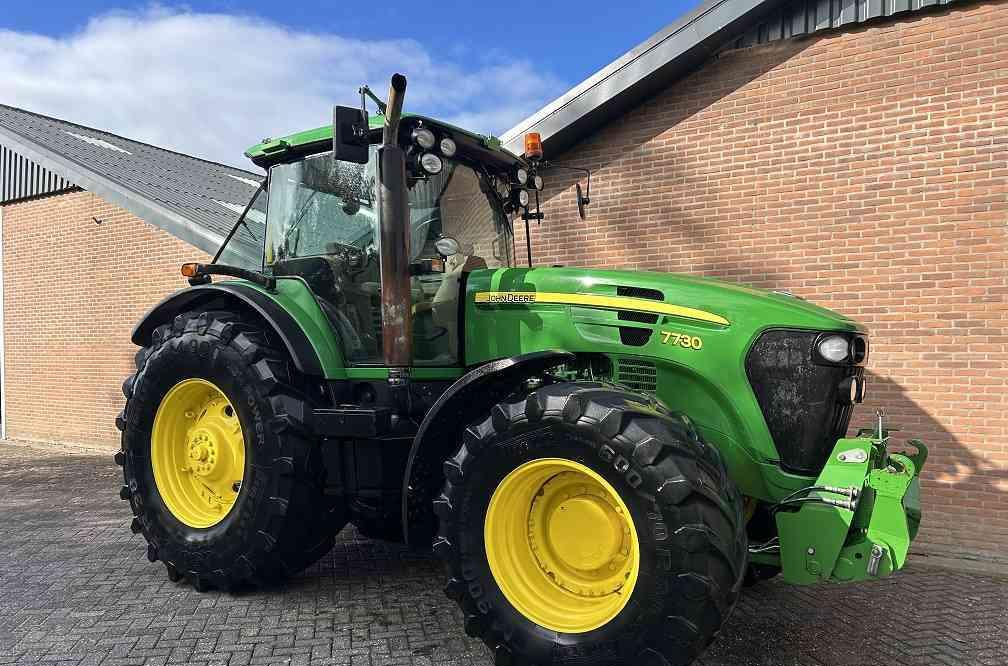 John Deere 7730 powerquad, autotrack ready, eco - Трактор: фото 1 John Deere 7730 powerquad, autotrack ready, eco - Трактор: фото 1