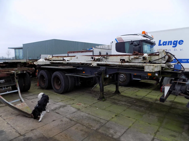 2 container trailer en 3 axel aanhanger 20 ft - Контейнеровоз/ Змінний кузов напівпричіп: фото 5 2 container trailer en 3 axel aanhanger 20 ft - Контейнеровоз/ Змінний кузов напівпричіп: фото 5