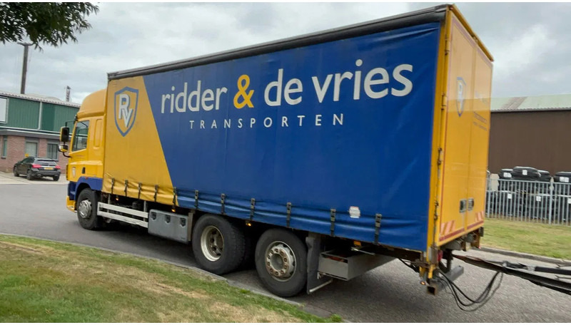 DAF CF 85.410 Schuifzijlen wagen 6x2 Daf CF85 - Вантажівка з закритим кузовом: фото 4 DAF CF 85.410 Schuifzijlen wagen 6x2 Daf CF85 - Вантажівка з закритим кузовом: фото 4