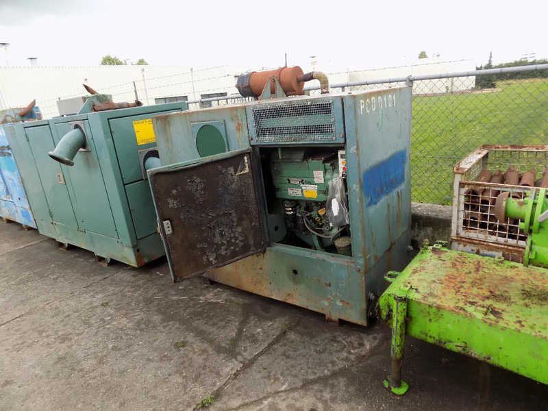 Eekels pompset Deutz 1011 met varisco pomp - Насос для води: фото 1 Eekels pompset Deutz 1011 met varisco pomp - Насос для води: фото 1