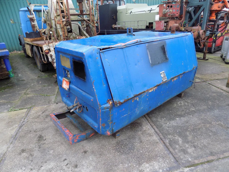 Ingersoll Rand Ingersoll rand P175W compressor met deutz P175W compressor met deutz - Повітряний компресор: фото 1 Ingersoll Rand Ingersoll rand P175W compressor met deutz P175W compressor met deutz - Повітряний компресор: фото 1
