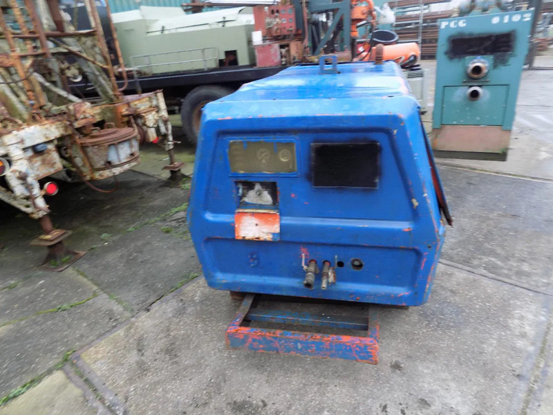 Ingersoll Rand Ingersoll rand P175W compressor met deutz P175W compressor met deutz - Повітряний компресор: фото 2 Ingersoll Rand Ingersoll rand P175W compressor met deutz P175W compressor met deutz - Повітряний компресор: фото 2