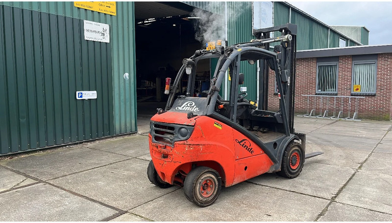 Linde H35T 01 Linde H35T 01 - Газовий навантажувач: фото 3 Linde H35T 01 Linde H35T 01 - Газовий навантажувач: фото 3