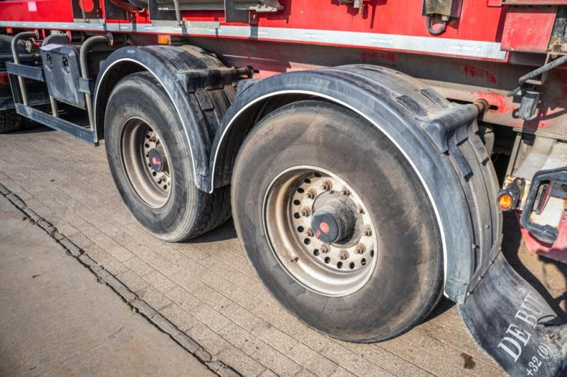 Напівпричіп бетонозмішувач DE BUF BETON MIXER/MALAXEUR/MISCHER 12M3: фото 6
