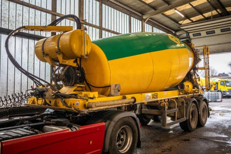 DE BUF BETON MIXER/MALAXEUR/MISCHER 12M3 - Напівпричіп бетонозмішувач: фото 1 DE BUF BETON MIXER/MALAXEUR/MISCHER 12M3 - Напівпричіп бетонозмішувач: фото 1
