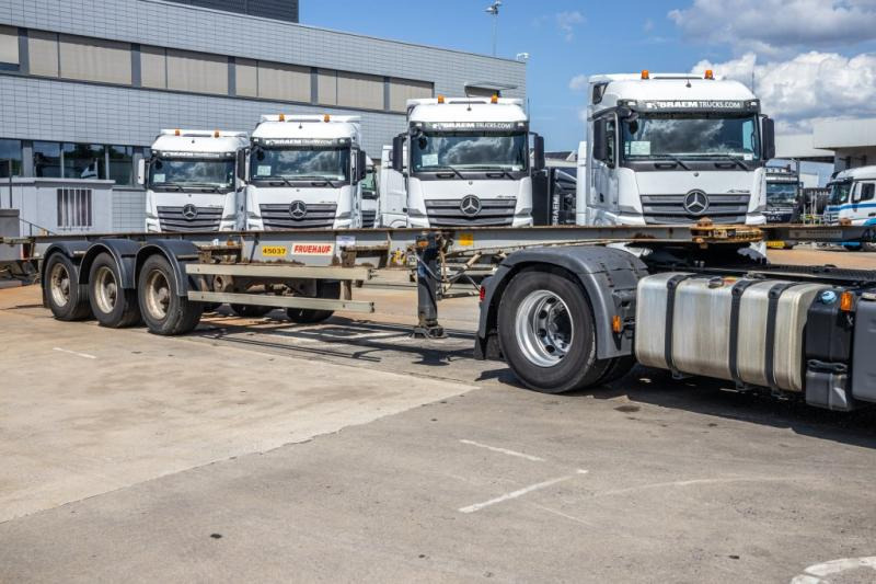 Fruehauf CONTAINERCHASSIS 40' - Контейнеровоз/ Змінний кузов напівпричіп: фото 3 Fruehauf CONTAINERCHASSIS 40' - Контейнеровоз/ Змінний кузов напівпричіп: фото 3