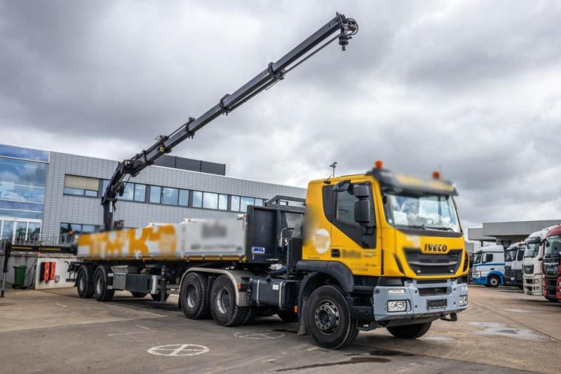 Iveco TRAKKER 450-6X4-BIG AXLES - Бортова вантажівка/ Платформа, Вантажівка з маніпулятором: фото 2 Iveco TRAKKER 450-6X4-BIG AXLES - Бортова вантажівка/ Платформа, Вантажівка з маніпулятором: фото 2