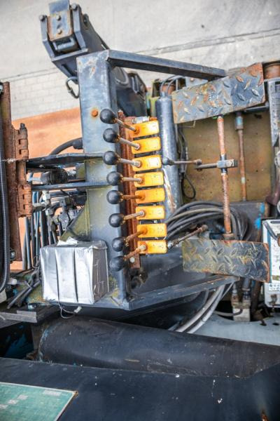 Kennis KENNIS R16 - Бортовий напівпричіп/ Платформа: фото 5 Kennis KENNIS R16 - Бортовий напівпричіп/ Платформа: фото 5