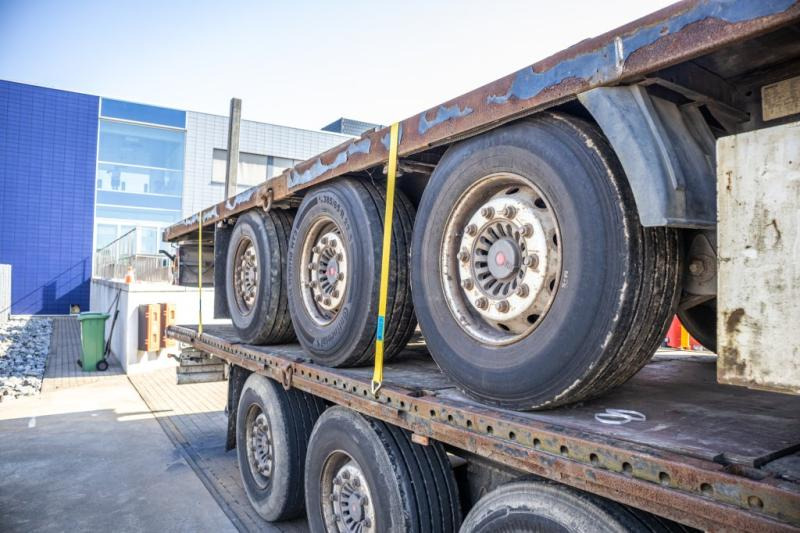 Krone SD27-PLATEAU-39000 KG MTM - Бортовий напівпричіп/ Платформа: фото 4 Krone SD27-PLATEAU-39000 KG MTM - Бортовий напівпричіп/ Платформа: фото 4