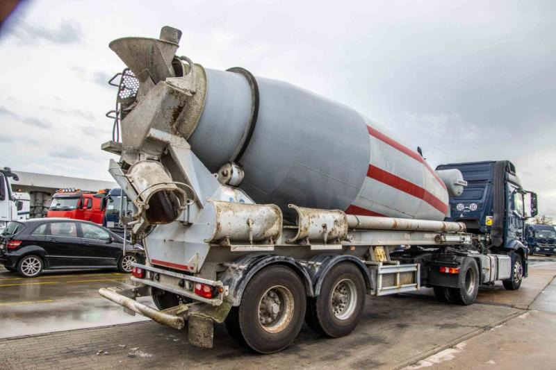 Liebherr BETON MIXER/MALAXEUR/MISCHER HTM 1204 - 12M³ - Напівпричіп бетонозмішувач: фото 2 Liebherr BETON MIXER/MALAXEUR/MISCHER HTM 1204 - 12M³ - Напівпричіп бетонозмішувач: фото 2