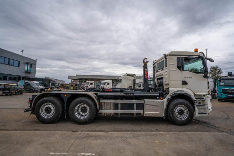 MAN TGS 26.430 6x2-4 BL - Гаковий мультиліфт вантажівка: фото 3 MAN TGS 26.430 6x2-4 BL - Гаковий мультиліфт вантажівка: фото 3