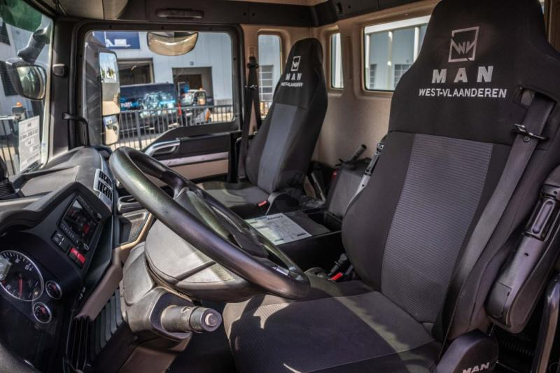 Бортова вантажівка/ Платформа, Вантажівка з маніпулятором MAN TGS 35.420 BL-8x4-4+HIAB 188 E-2: фото 8