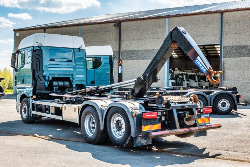MAN TGX 26.470 6X2-4 LL +AJK - Гаковий мультиліфт вантажівка: фото 3 MAN TGX 26.470 6X2-4 LL +AJK - Гаковий мультиліфт вантажівка: фото 3