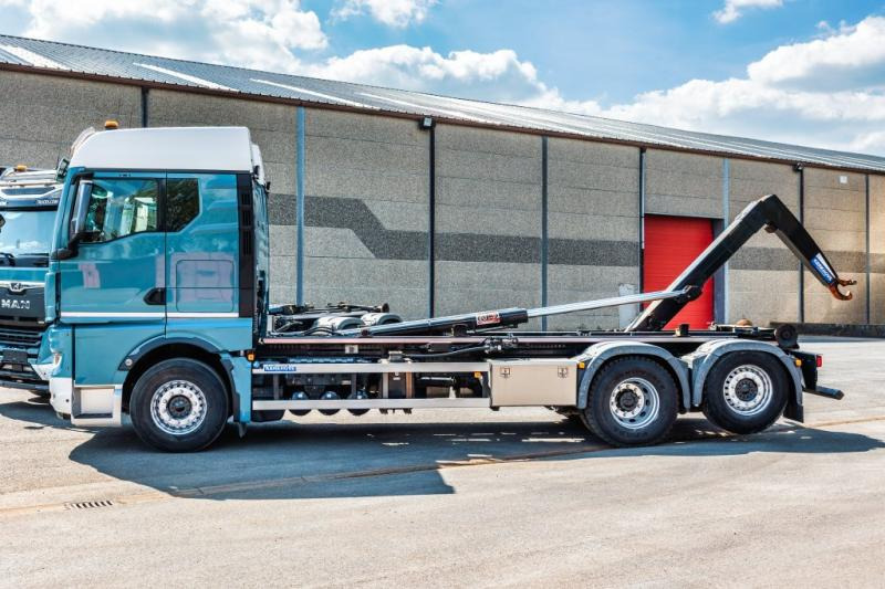 MAN TGX 26.470 6X2-4 LL +AJK - Гаковий мультиліфт вантажівка: фото 2 MAN TGX 26.470 6X2-4 LL +AJK - Гаковий мультиліфт вантажівка: фото 2