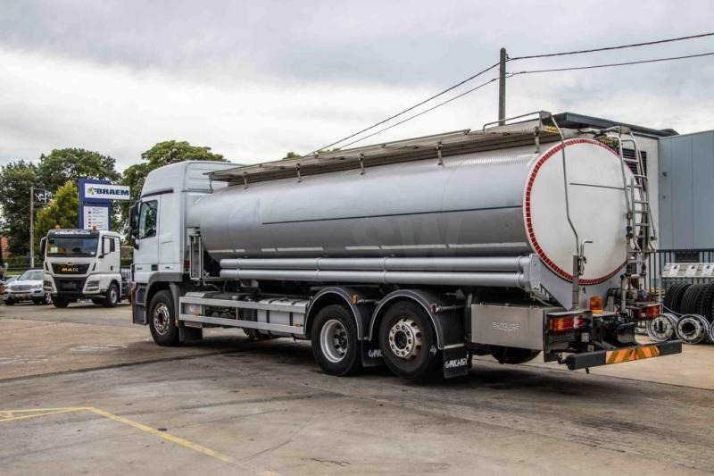 Mercedes ACTROS 2544-MP3+MAGYAR INOX18.200L+17.700L/2X6COMP - Вантажівка цистерна: фото 5 Mercedes ACTROS 2544-MP3+MAGYAR INOX18.200L+17.700L/2X6COMP - Вантажівка цистерна: фото 5