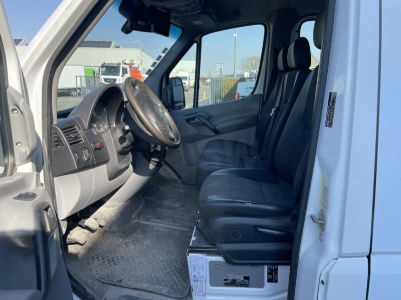 Mercedes SPRINTER 516 CDI - 64 558 KM - Легка бортова вантажівка: фото 5 Mercedes SPRINTER 516 CDI - 64 558 KM - Легка бортова вантажівка: фото 5