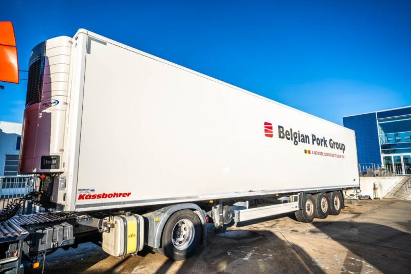 KAESSBOHRER Kässbohrer +CARRIER 1350 - Напівпричіп: фото 1 KAESSBOHRER Kässbohrer +CARRIER 1350 - Напівпричіп: фото 1