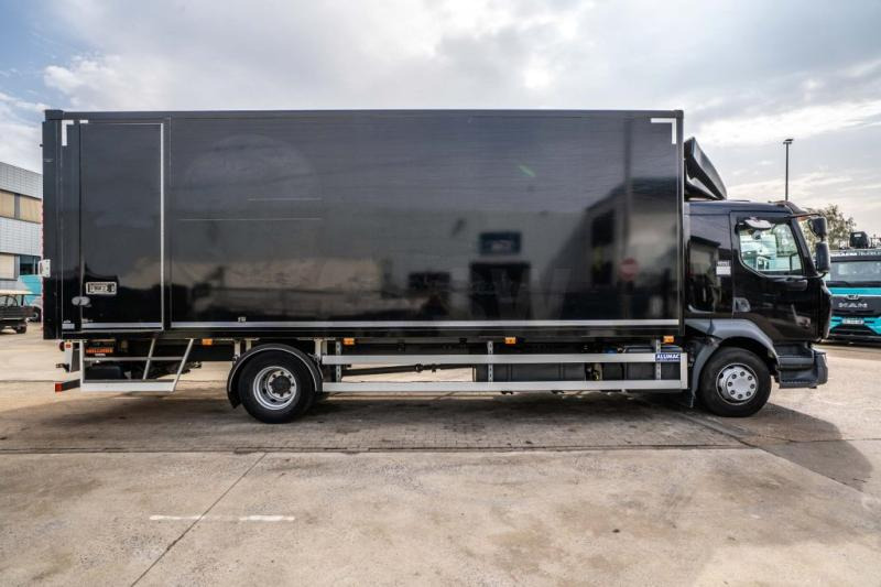 Renault D 16 250- 36000 KM +DHOLLANDIA 2T. - Вантажівка з закритим кузовом: фото 3 Renault D 16 250- 36000 KM +DHOLLANDIA 2T. - Вантажівка з закритим кузовом: фото 3