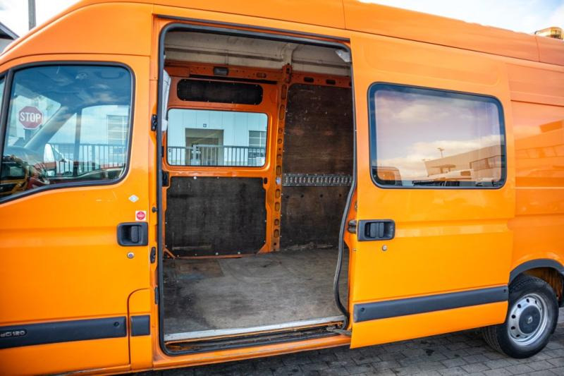 Renault MASTER 2.5 DCI - Суцільнометалевий фургон: фото 5 Renault MASTER 2.5 DCI - Суцільнометалевий фургон: фото 5