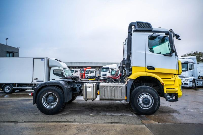 Mercedes AROCS 2045 AS (cardan) - Тягач: фото 3 Mercedes AROCS 2045 AS (cardan) - Тягач: фото 3