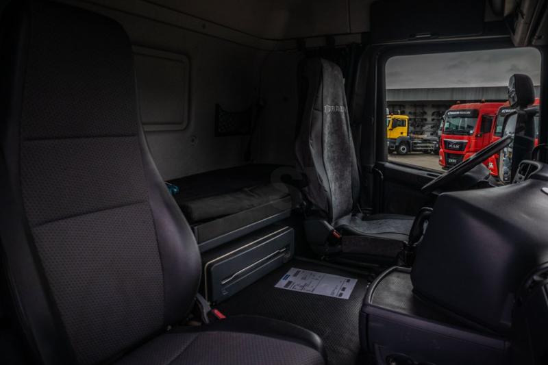 Interior photo 2: Scania G440+MANUAL+INTARDER+HYDR. в лізинг Scania G440+MANUAL+INTARDER+HYDR.