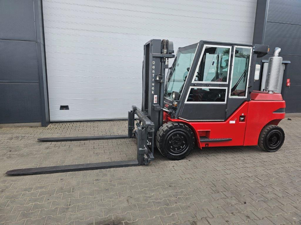 Dan Truck 8450DG Container-Indoor-Stapler -TRIPLEX - Дизельний навантажувач: фото 3 Dan Truck 8450DG Container-Indoor-Stapler -TRIPLEX - Дизельний навантажувач: фото 3