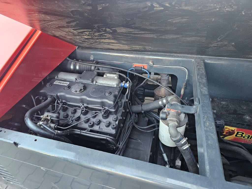 Fantuzzi SF60U - TRAVERSE - Навантажувач боковий: фото 2 Fantuzzi SF60U - TRAVERSE - Навантажувач боковий: фото 2