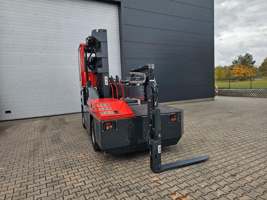 Fantuzzi SF60U - TRAVERSE - Навантажувач боковий: фото 4 Fantuzzi SF60U - TRAVERSE - Навантажувач боковий: фото 4